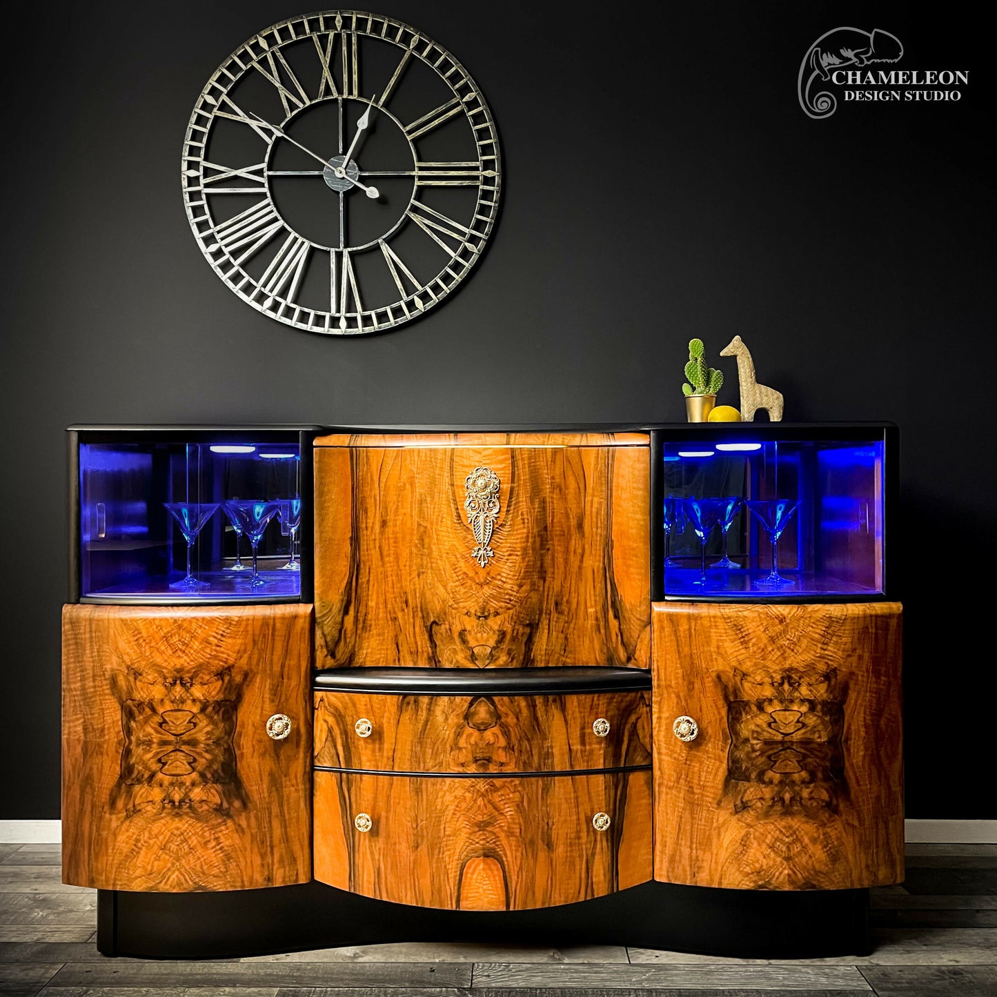 Winston Beautility Cocktail Cabinet/ Drinks Cabinet