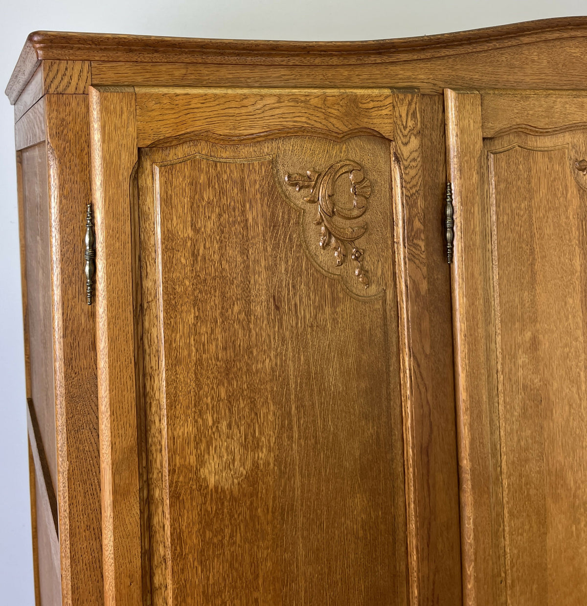 Wardrobe Vintage French Louis XVI Style Oak Four Door Carved Armoire LOT 6533