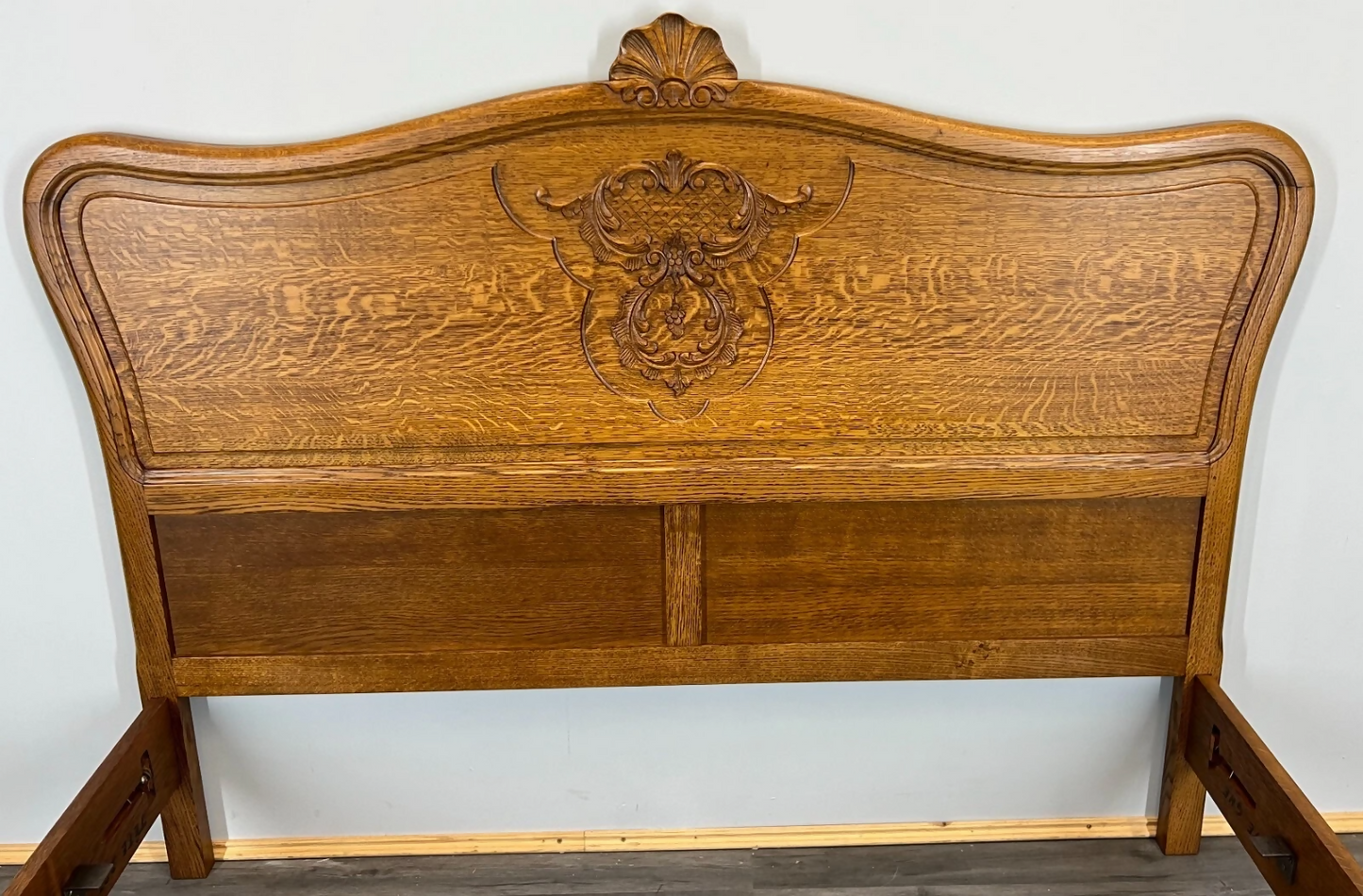 Bed Vintage French Louis XVI Oak Double Bed Frame Carved Headboard LOT 3667
