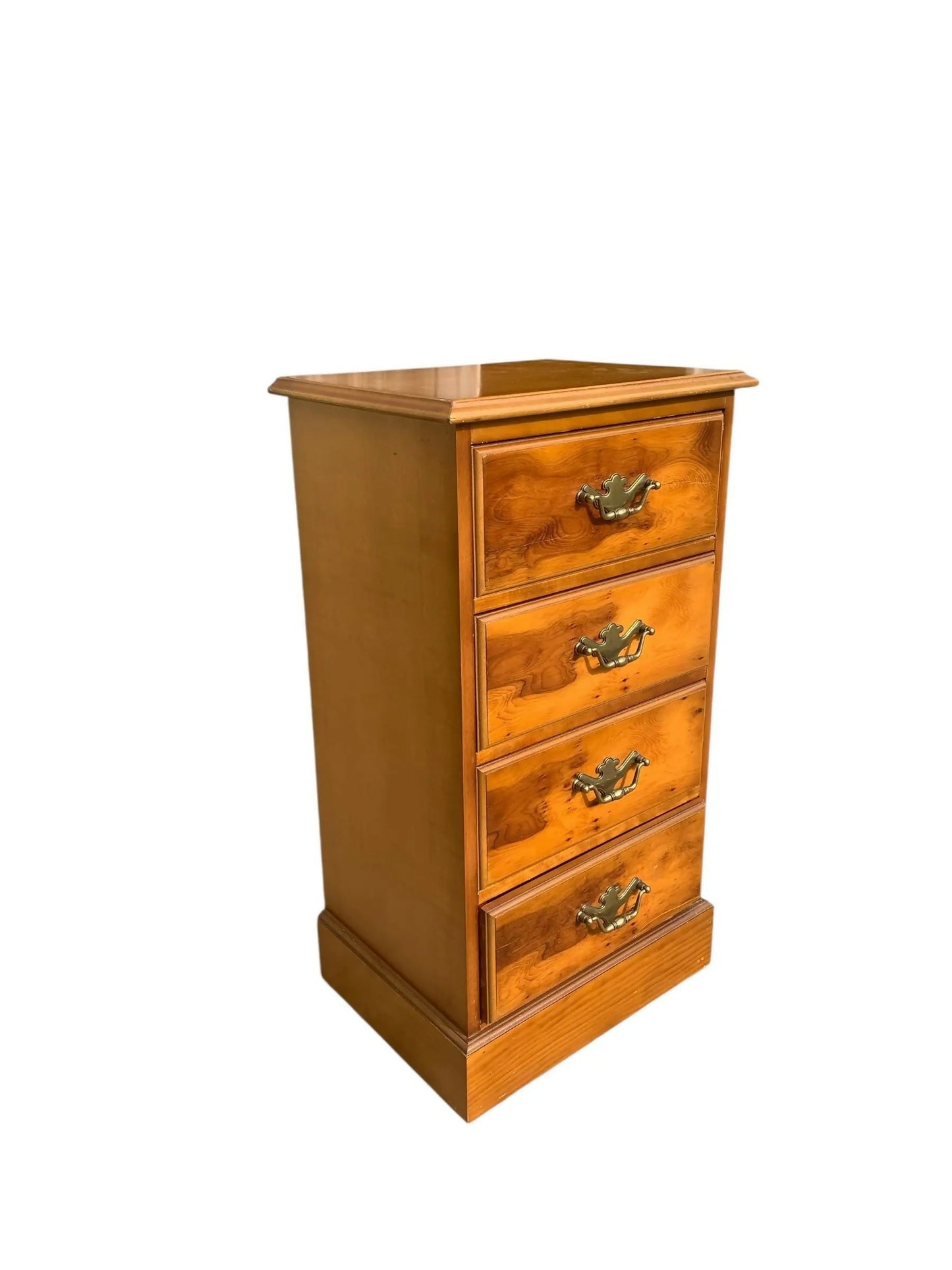 Vintage Georgian style Yew chest of drawers / bedside chest