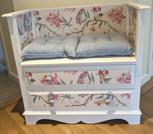 white and floral bench seat 2