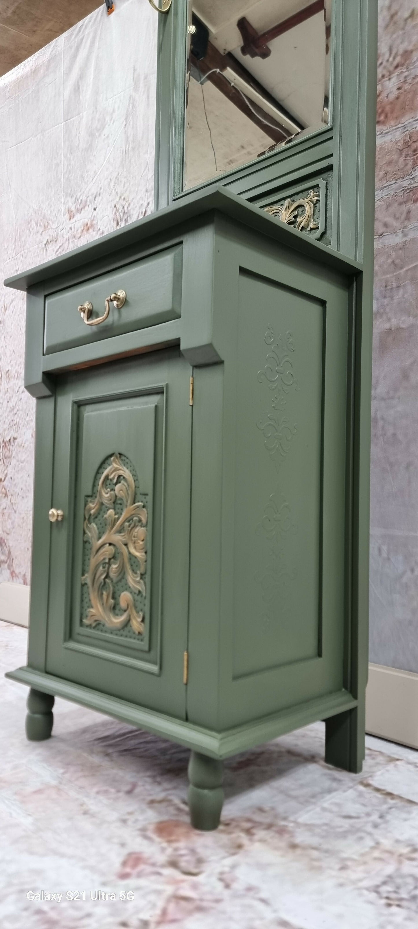 Restyled Vintage Hallstand