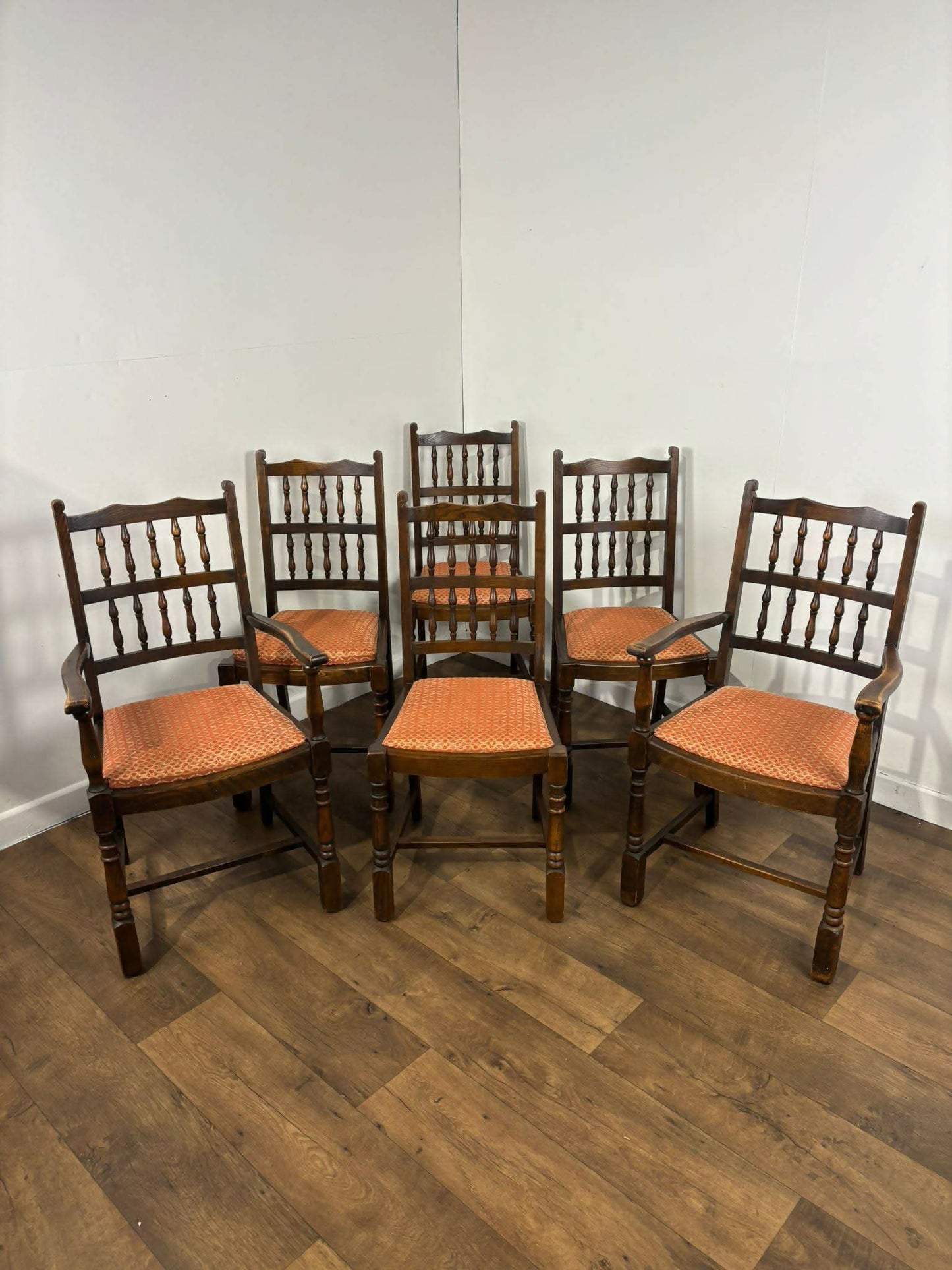 Vintage Set of Six Oak Dining Chairs (Including 2 Carvers)