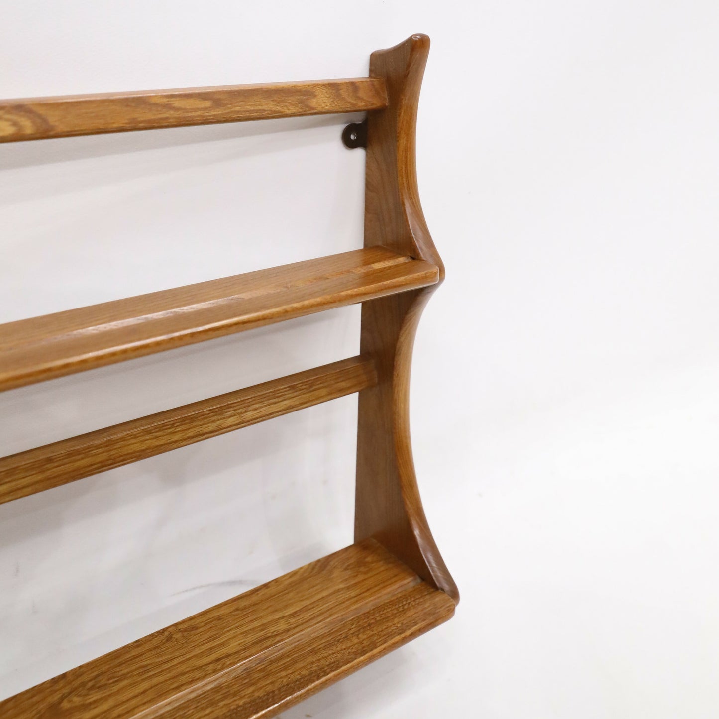 Ercol Windsor Plate Rack Model 268 Golden Dawn EX-Con' FREE Nationwide Delivery. SBR9060/2904D