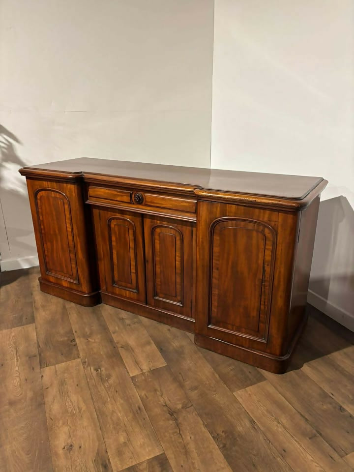 Victorian Mahogany Sideboard