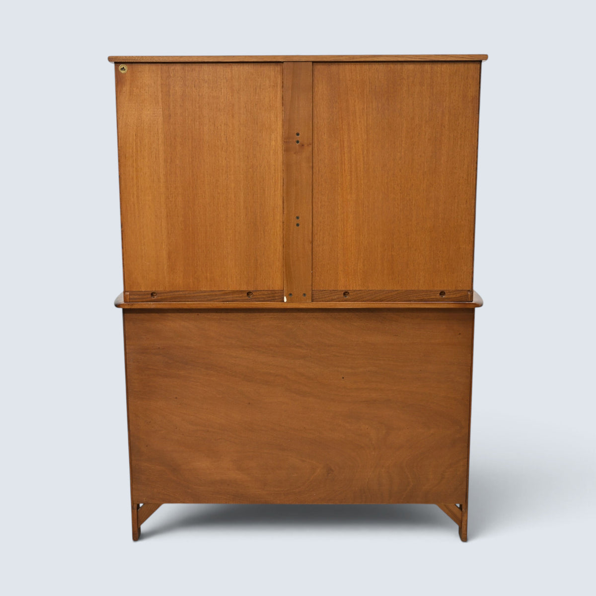 Ercol Old Colonial Dresser Double Cupboard Golden Dawn Finish FREE UK Delivery*