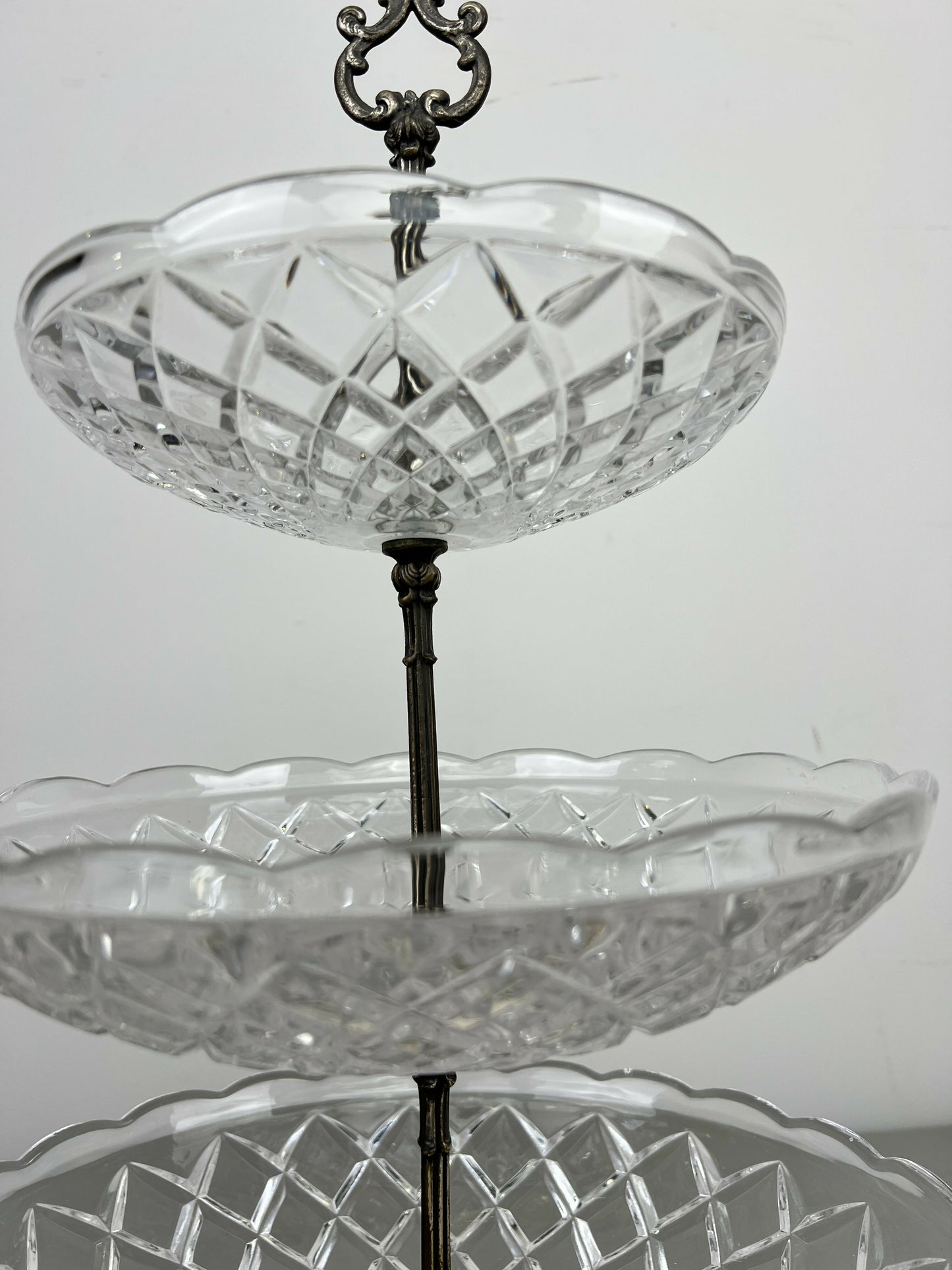 Bomboniere Vintage French Crystal Cut Three Tier Serving Cake Stand LOT 6439