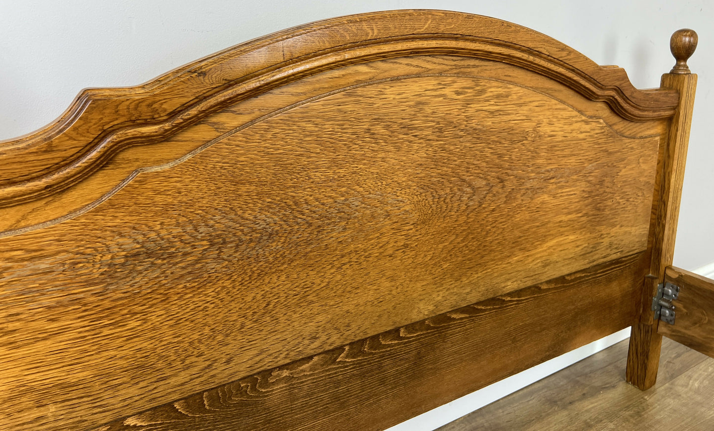 Bed Vintage French Style Double Bed Frame Carved Headboard LOT 6390