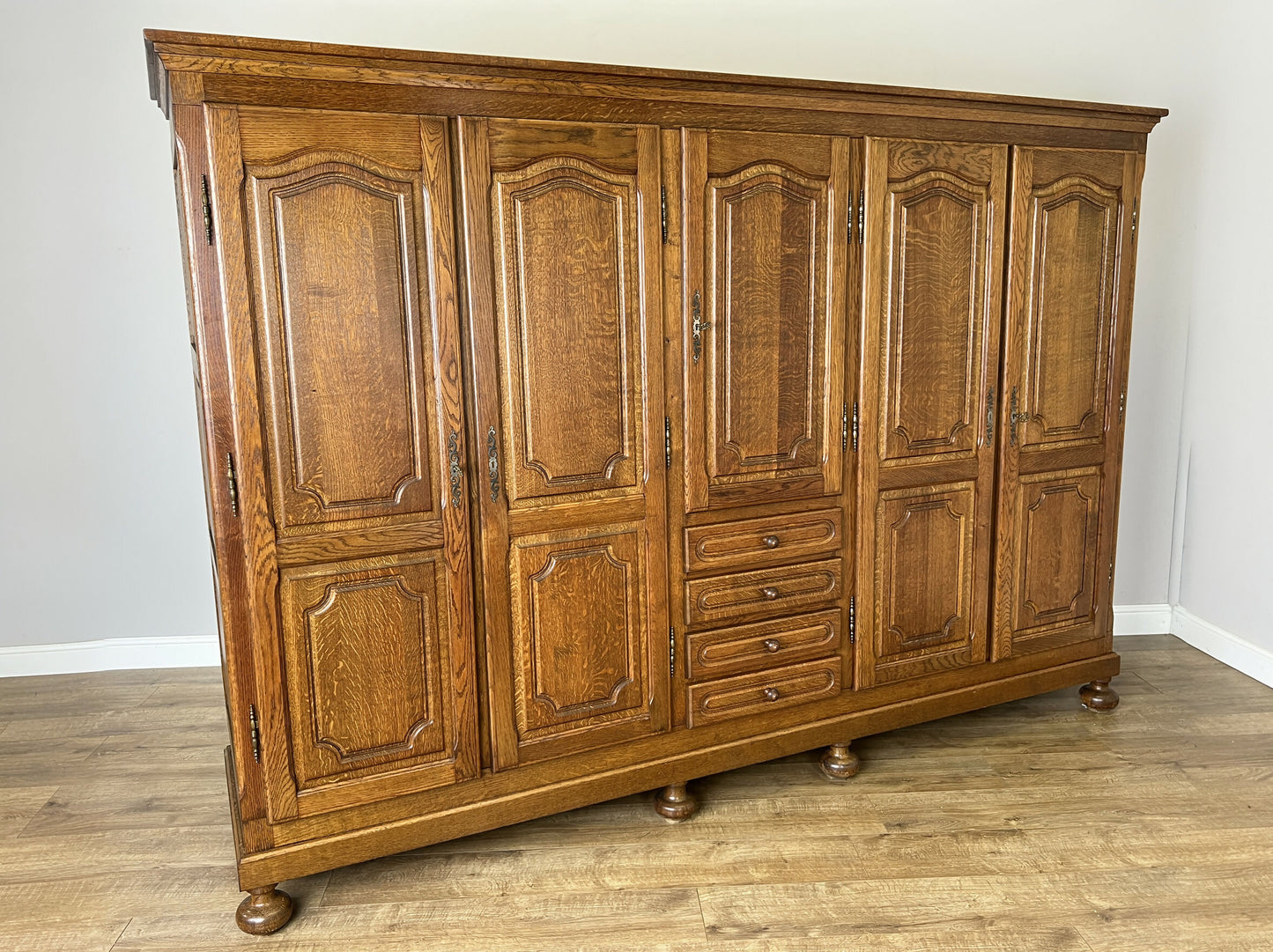 Wardrobe Vintage French Style Five Door Oak Carved Armoire Cabinet LOT 6129