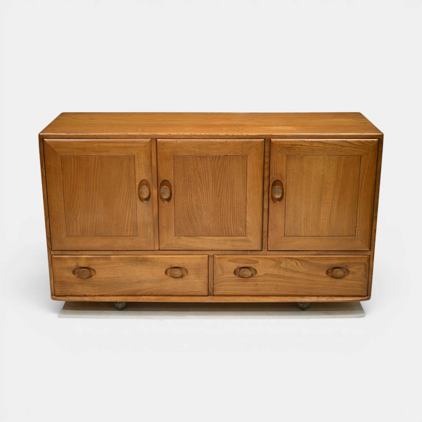 Ercol Windsor Sideboard Model Number 468 Natural Waxed Finish FREE UK Delivery