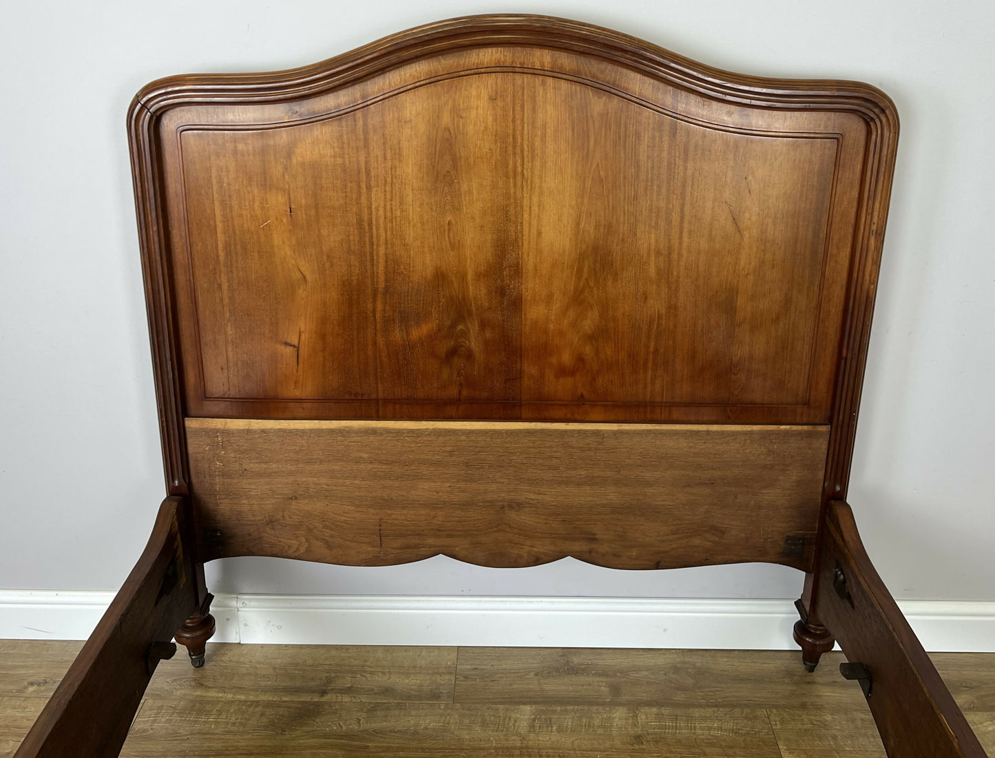 Bed Antique French Style Double Bed Frame Walnut Carved Headboard LOT 6407