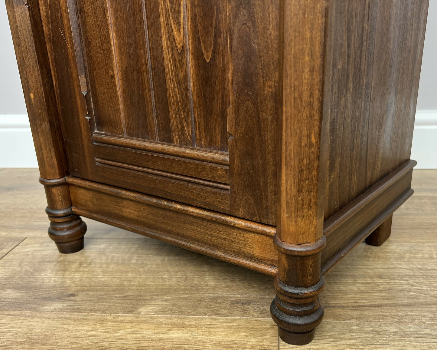 Pair of Bedside Tables Vintage French Style Nightstands Carved Cabinets LOT 6222