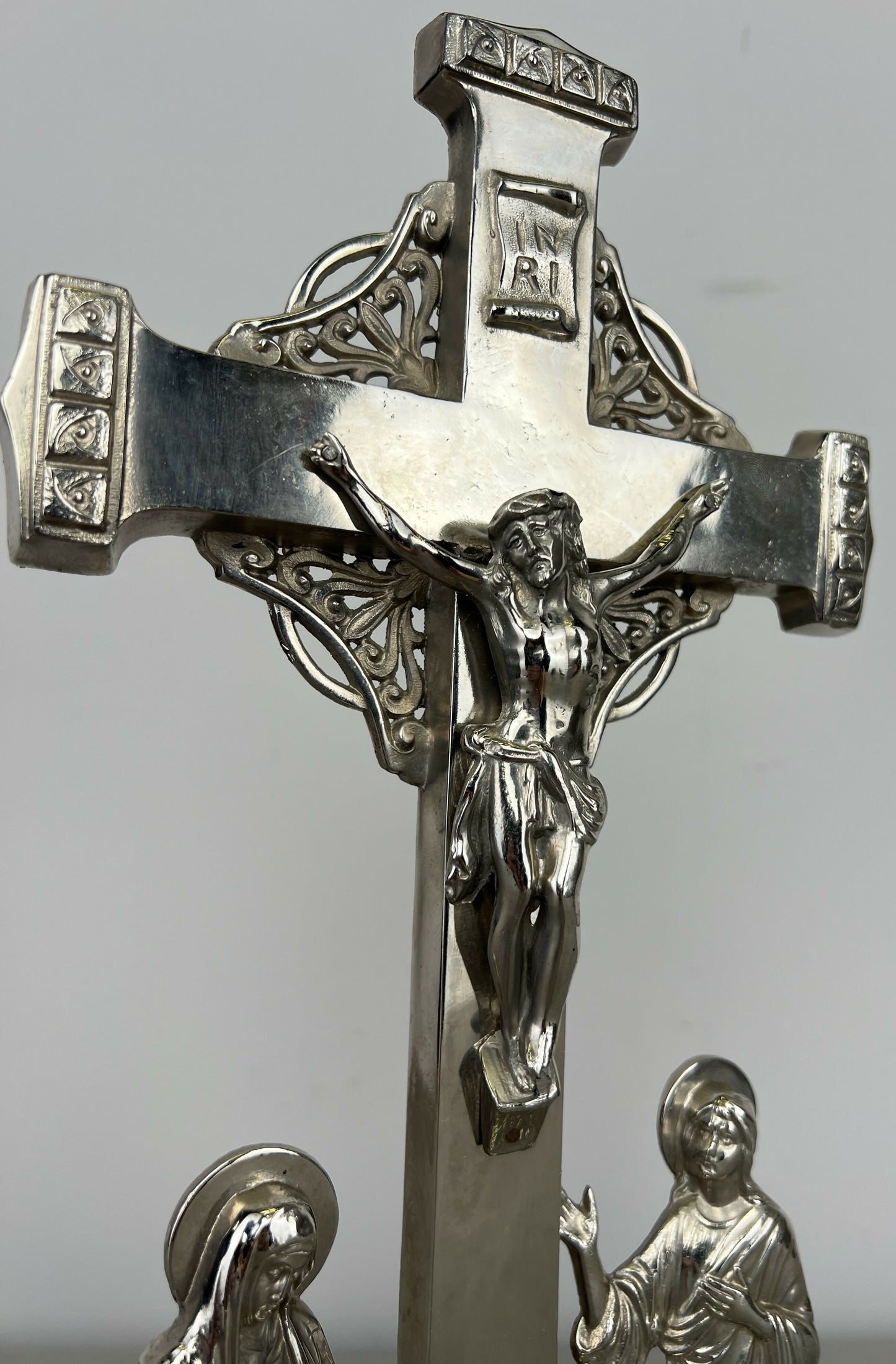 Crucifix Vintage French Style Metal Ornate Religious Figure LOT 6420