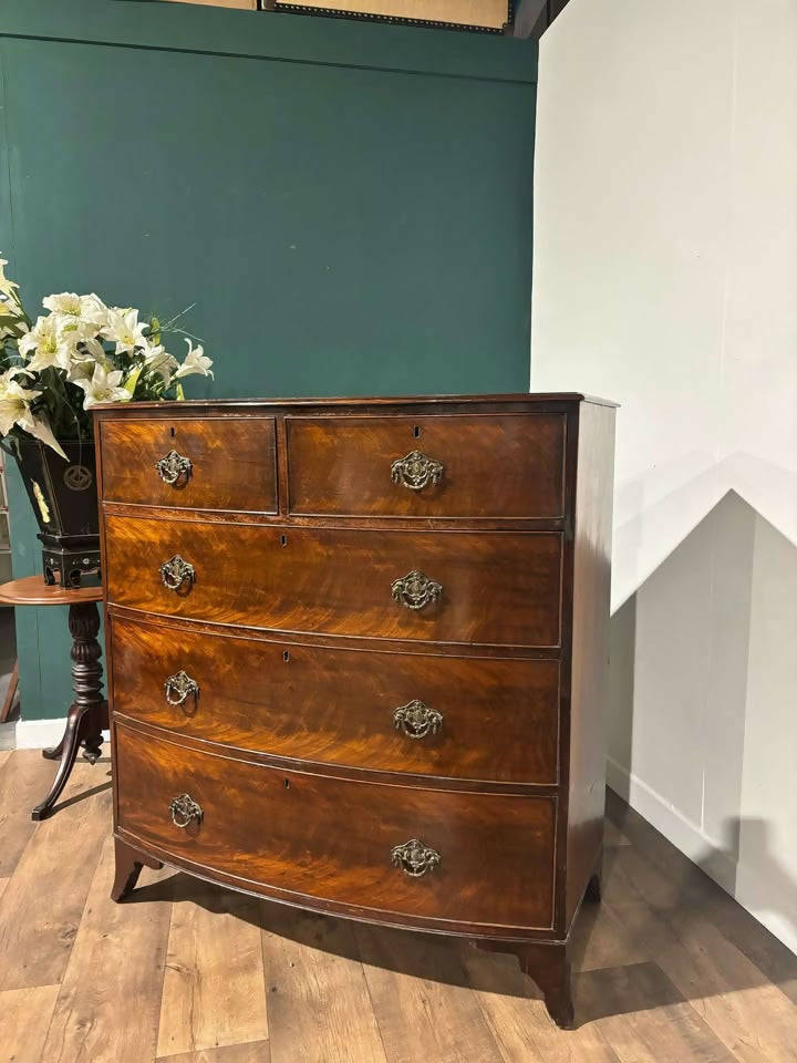 Georgian Mahogany Bow Front Chest Of Drawers8