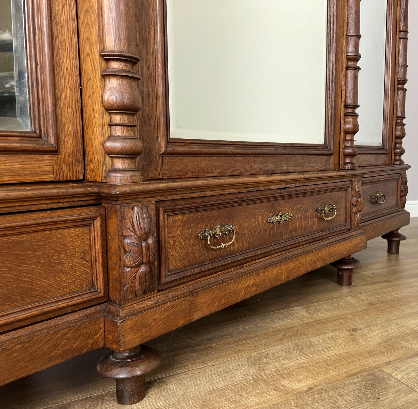 Wardrobe Antique French Style Oak Three Door Carved Mirrored Armoire LOT 6231