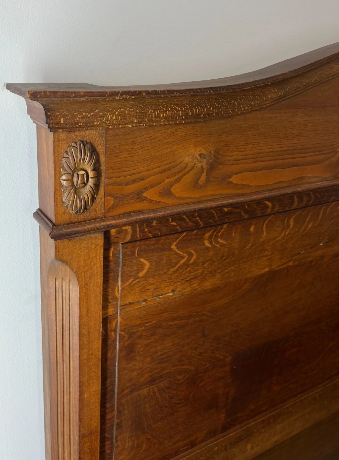 Bed Antique French Style Double Bed Wood Frame Carved Headboard LOT 3239