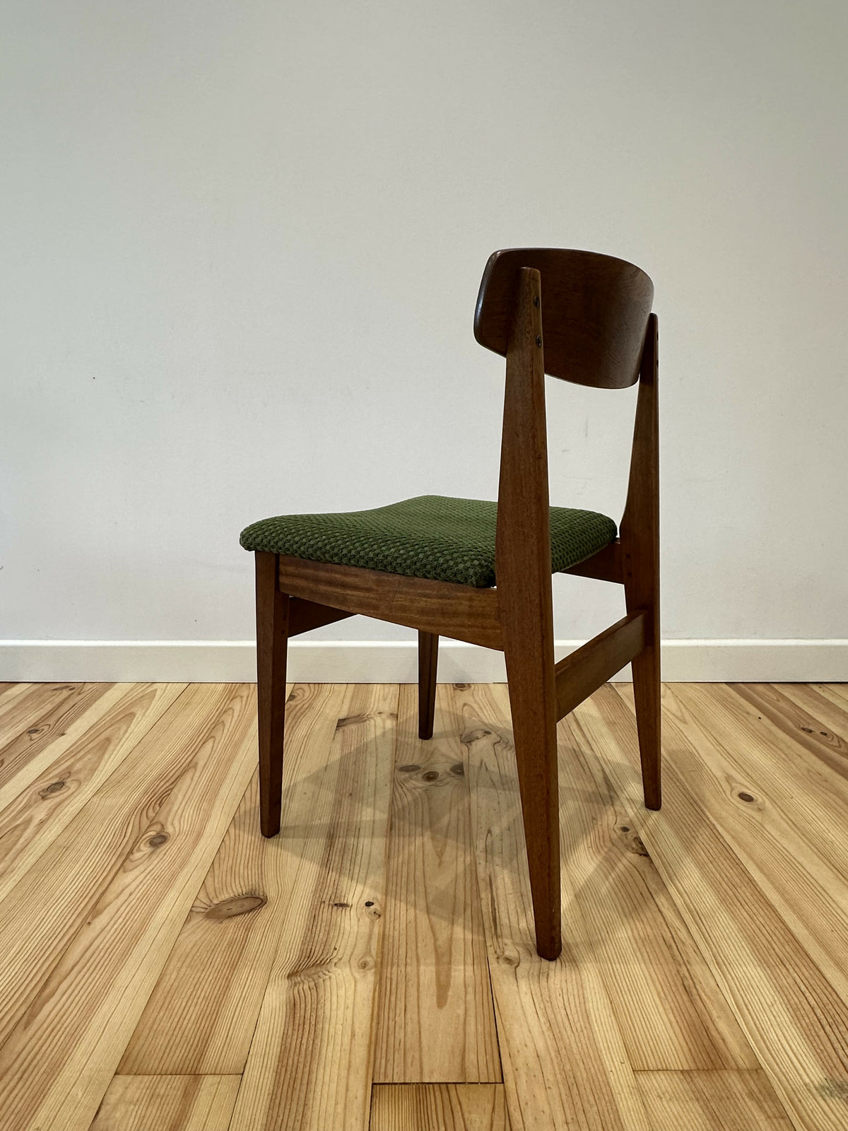 Danish Teak Dining Chairs by Korup Stolefabrik 1960s Mid Century Modern Set of 4 Chairs