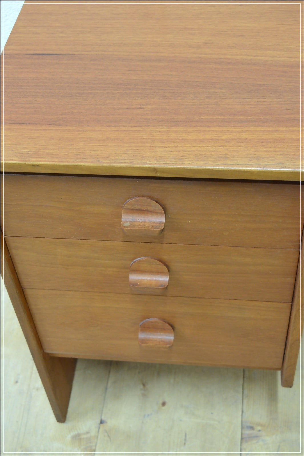 Vintage Desk Stag Teak Mid Century Danish Design DELIVERY