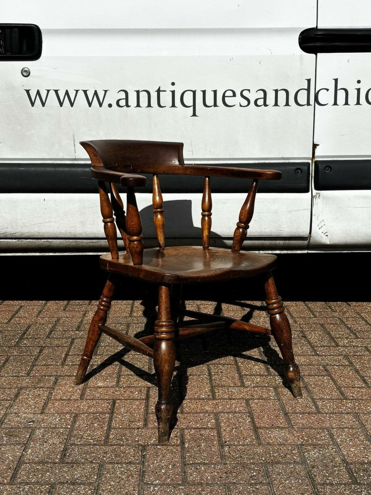 Victorian Vintage Fireside Armchair, Turned Legs.