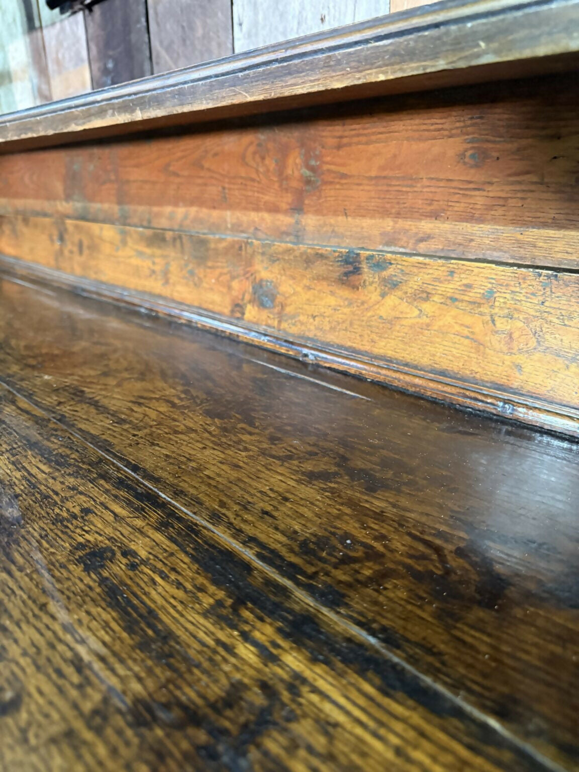 Antique Georgian Country Oak Dresser / Housekeeper Cupboard with Plate Rack, c.177