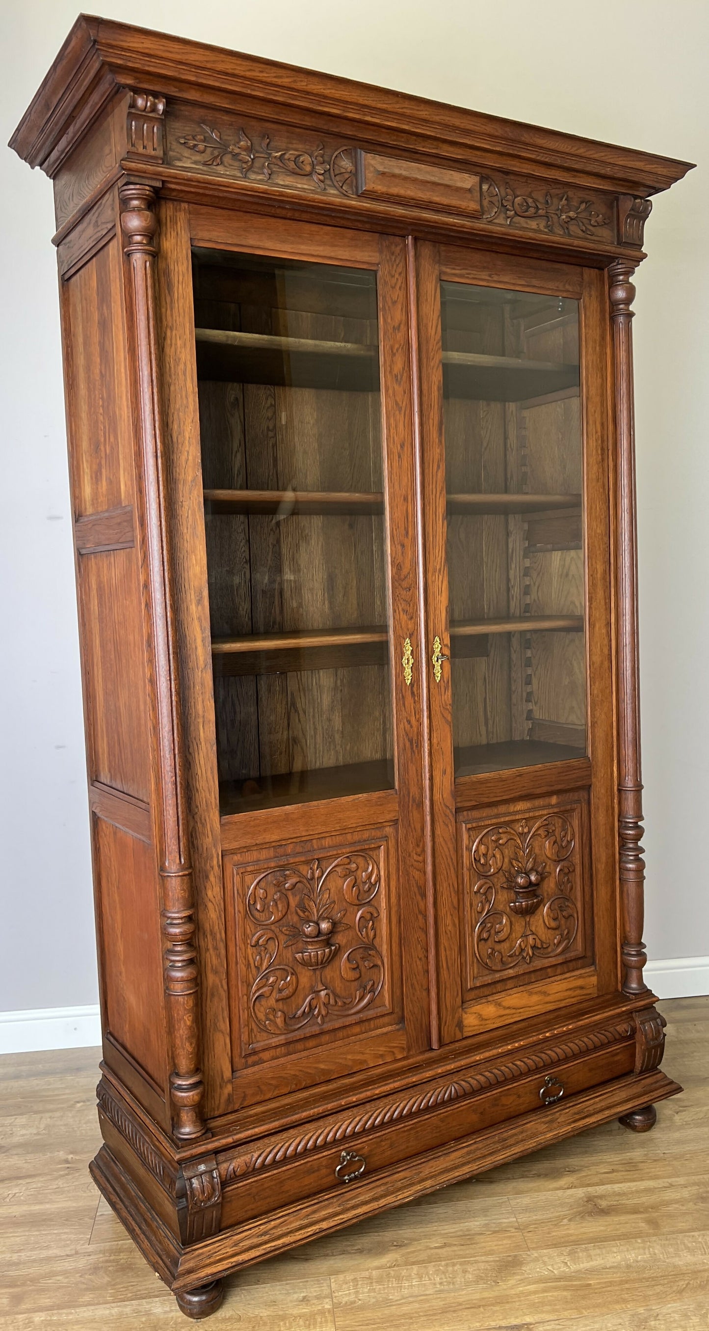 Bookcase Antique French Style Glazed Display Cabinet Oak Sideboard LOT 6462