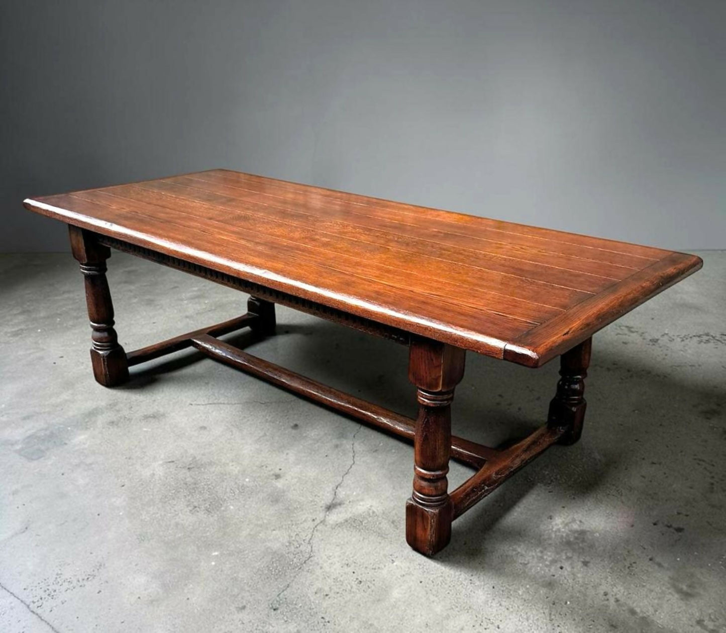 Balmoral Westminster Oak Dining Table - Royal Oak