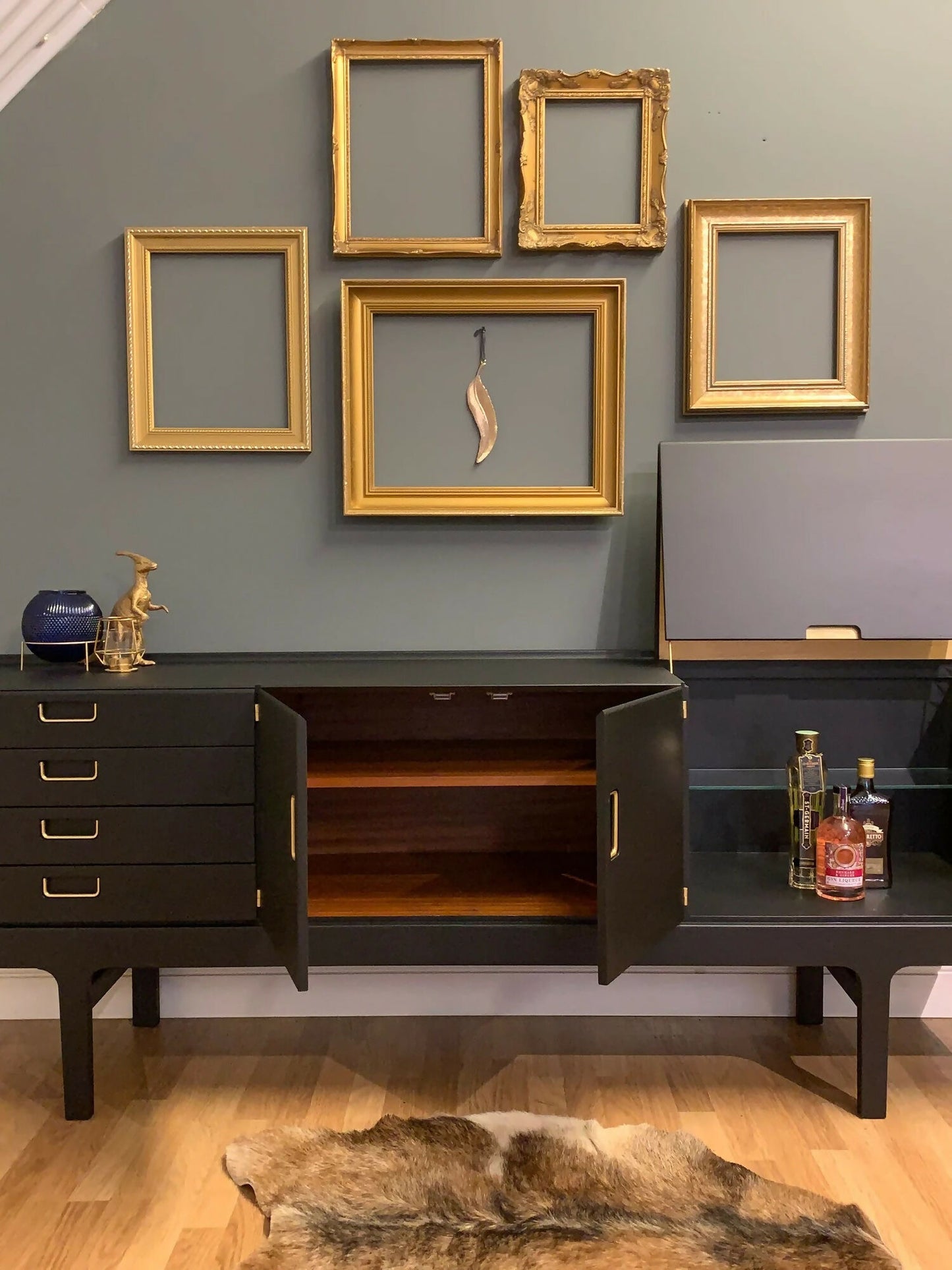 Black & Gold Meredew drinks sideboard