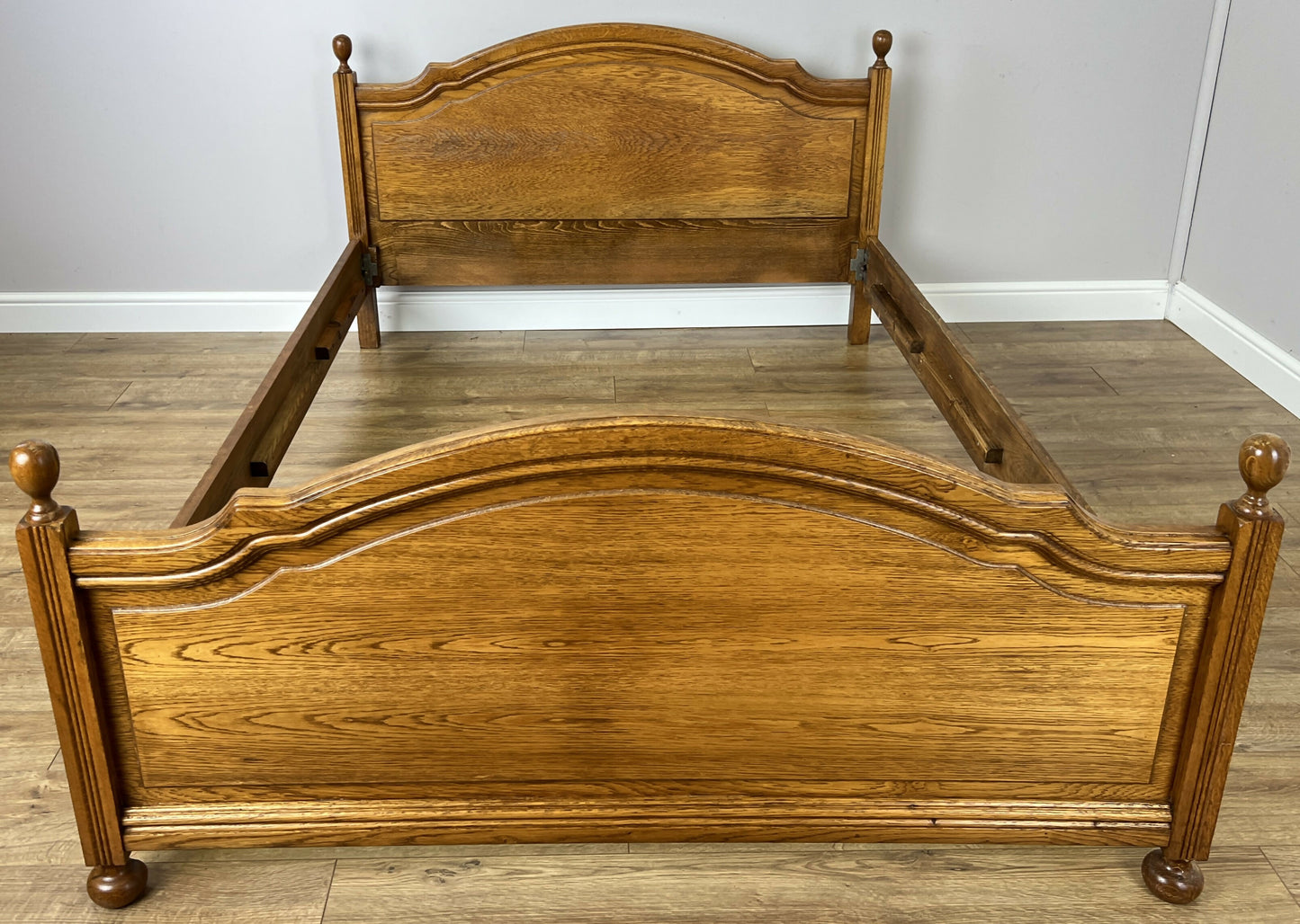 Bed Vintage French Style Double Bed Frame Carved Headboard LOT 6390