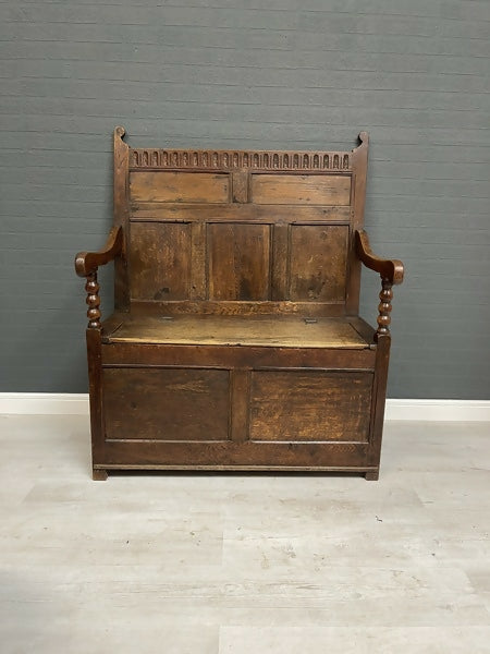 An Oak 17th Century Antique Monks Bench