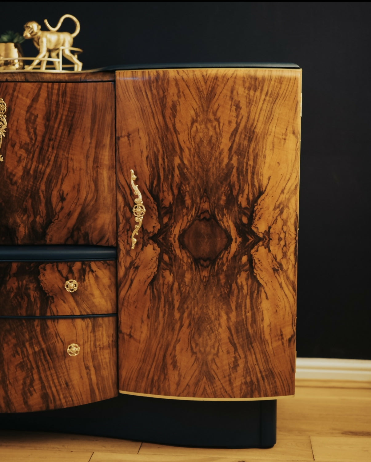 Art Deco style Drinks Cabinet Cocktail Bar