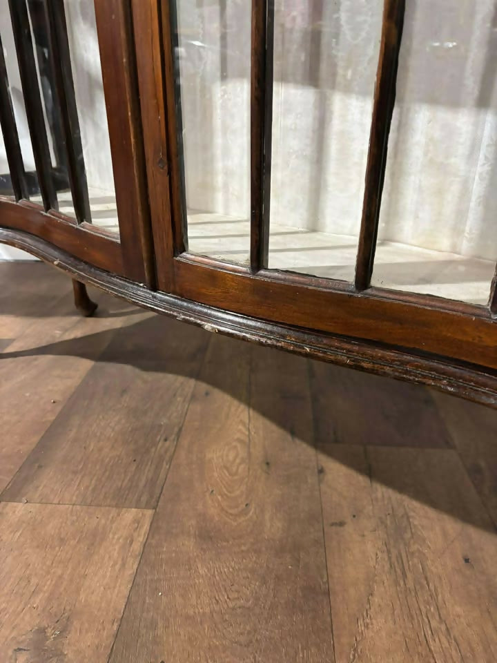 Edwardian Mahogany Serpentine Form Display Cabinet