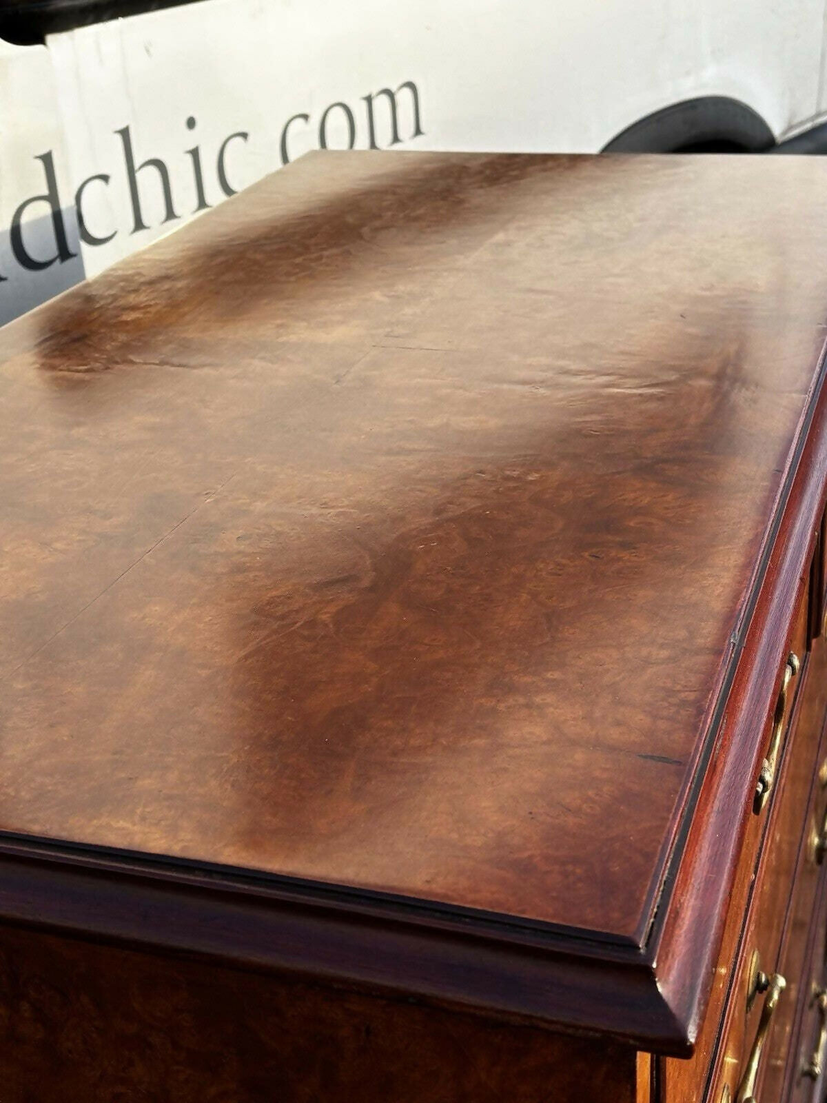 Georgian Walnut Vintage Chest Of Drawers.