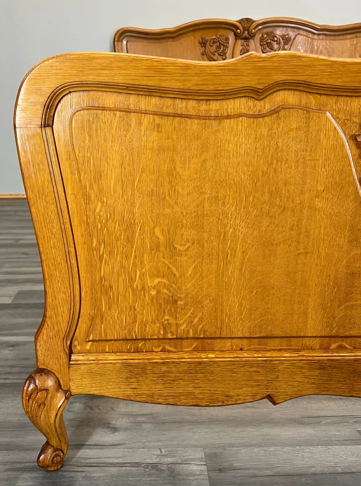 Bed Antique French Louis XVI Oak Double Bed Frame Carved Headboard LOT 3662