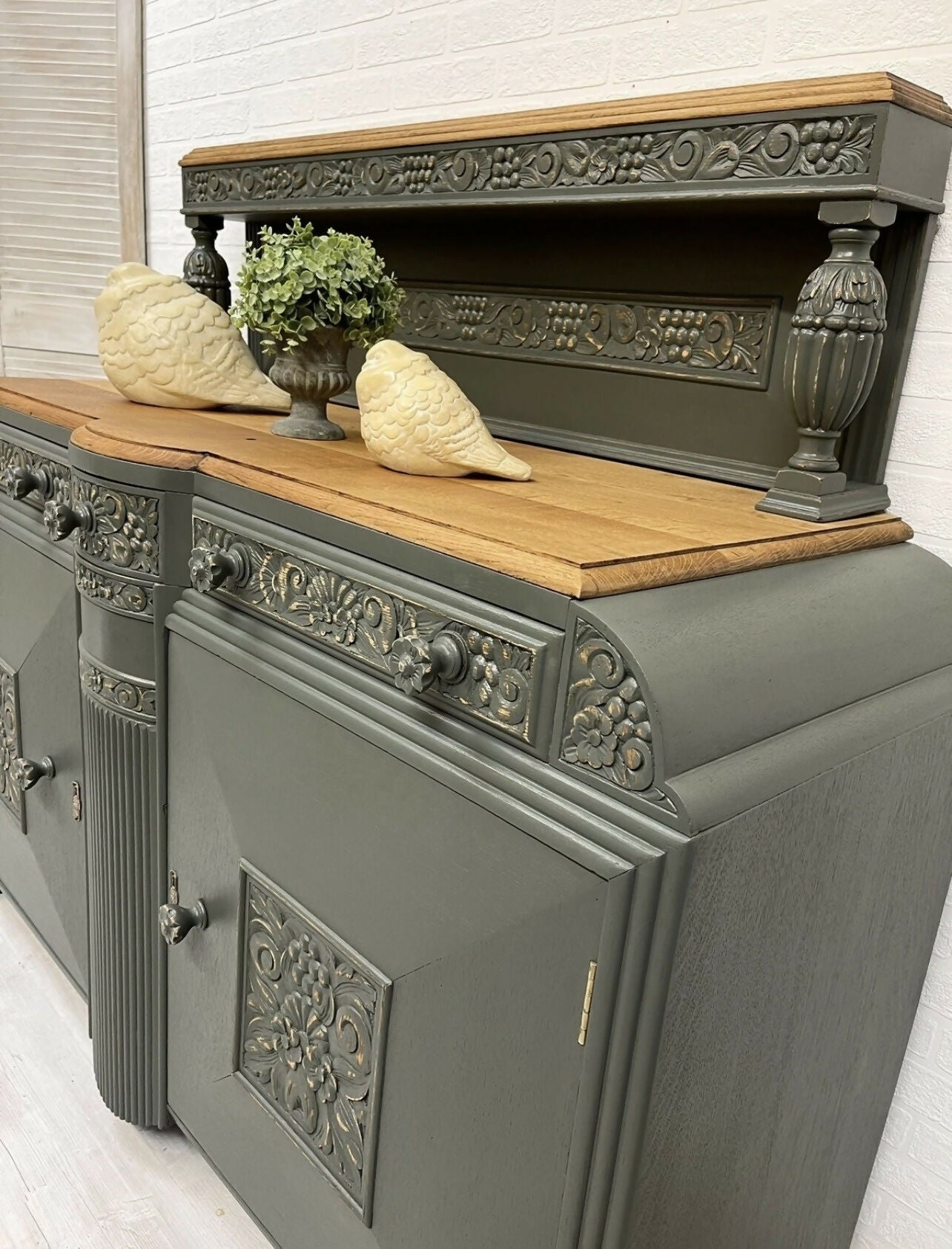 Stunning Art Deco Vintage Sideboard Solid Oak