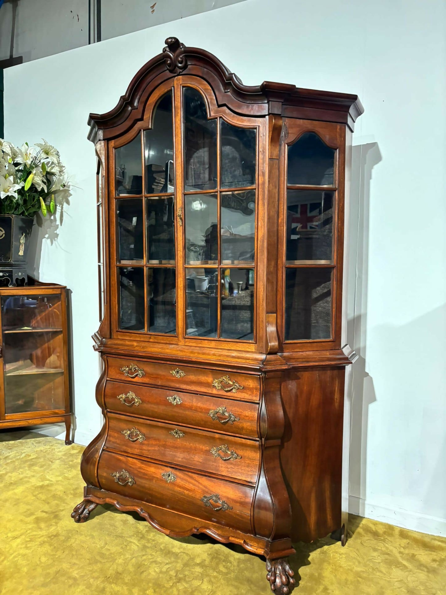 Dutch Mahogany 19th Century Bombe Display Cabinet7