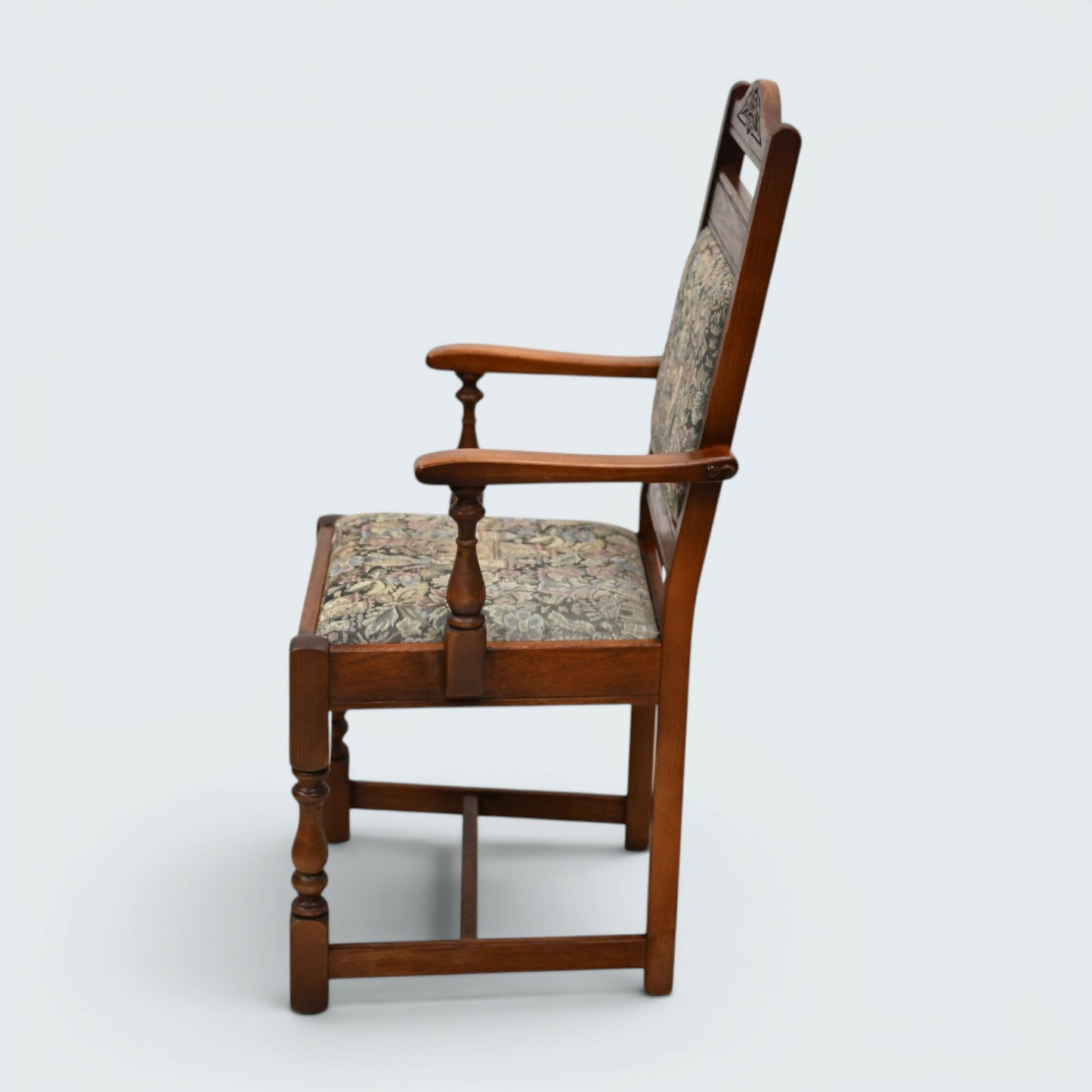 8 Old Charm Dining Chairs Inc 2 Carvers Vintage Oak Tudor Brown FREE UK Delivery