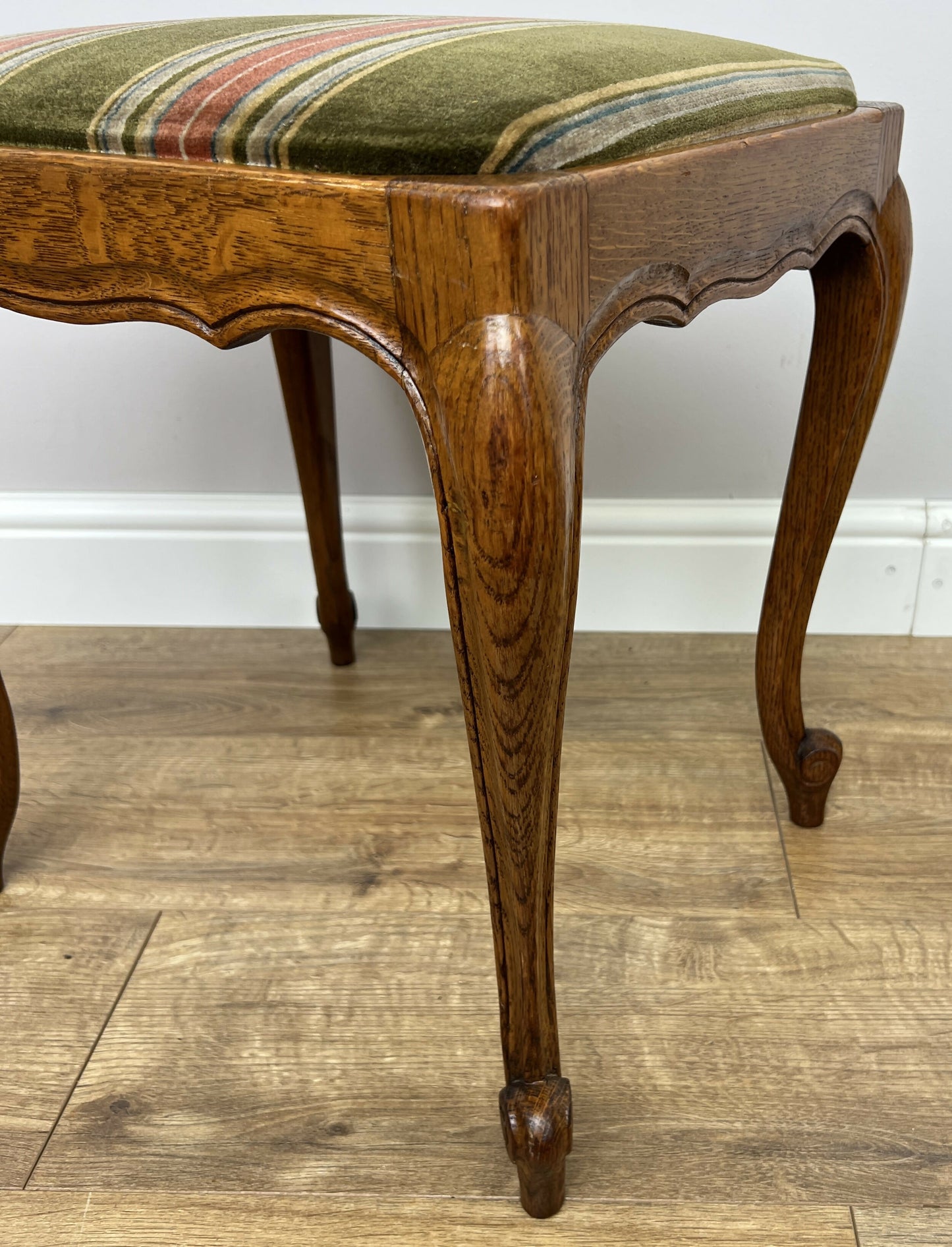 Footstool Vintage French Louis Style Oak Table Stool Upholstered Seat LOT 6229