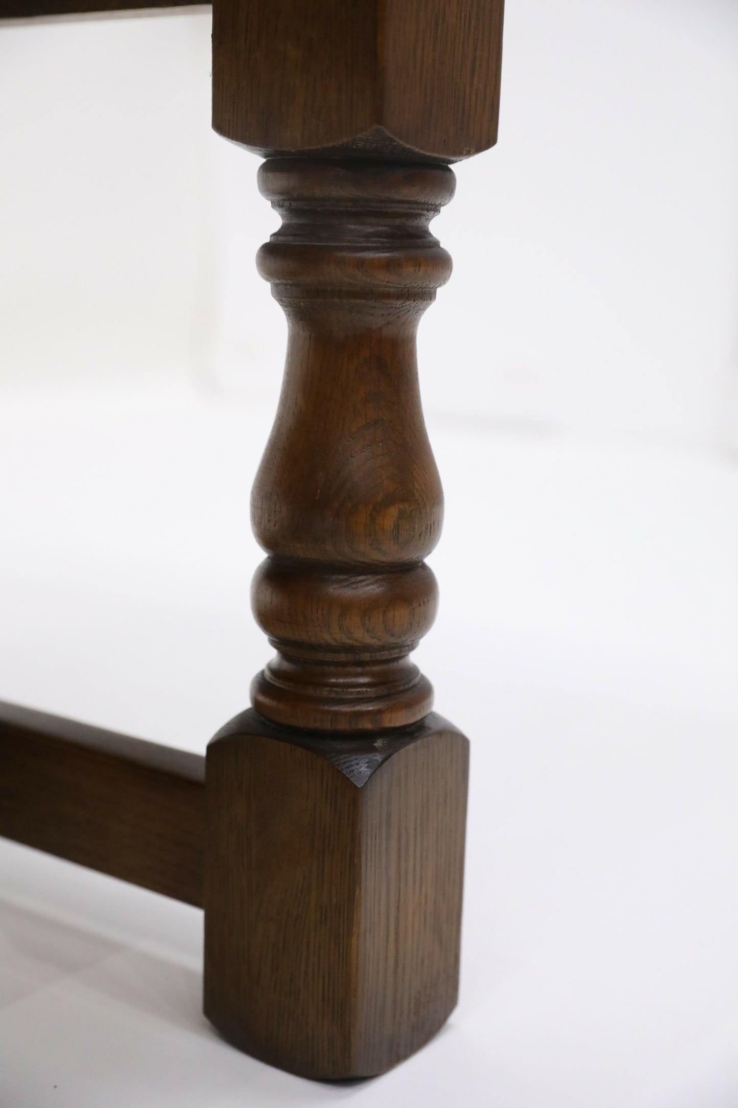 Old Charm Large Coffee Table in Light Oak Model 2683 Tudor FREE UK Delivery. SBR9272/2406D