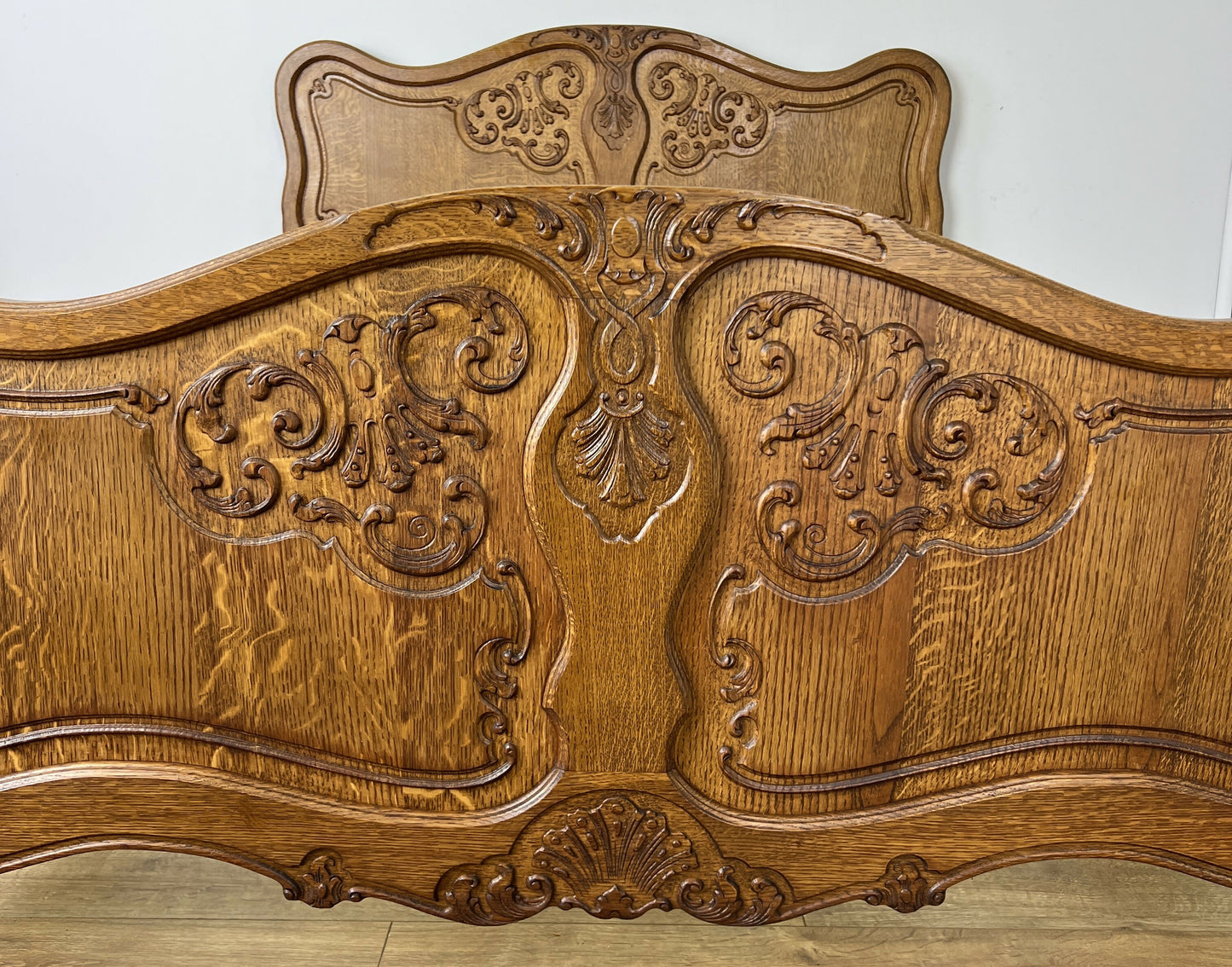 Bed Vintage French Louis XVI Oak Double Bed Frame Carved Headboard LOT 6375