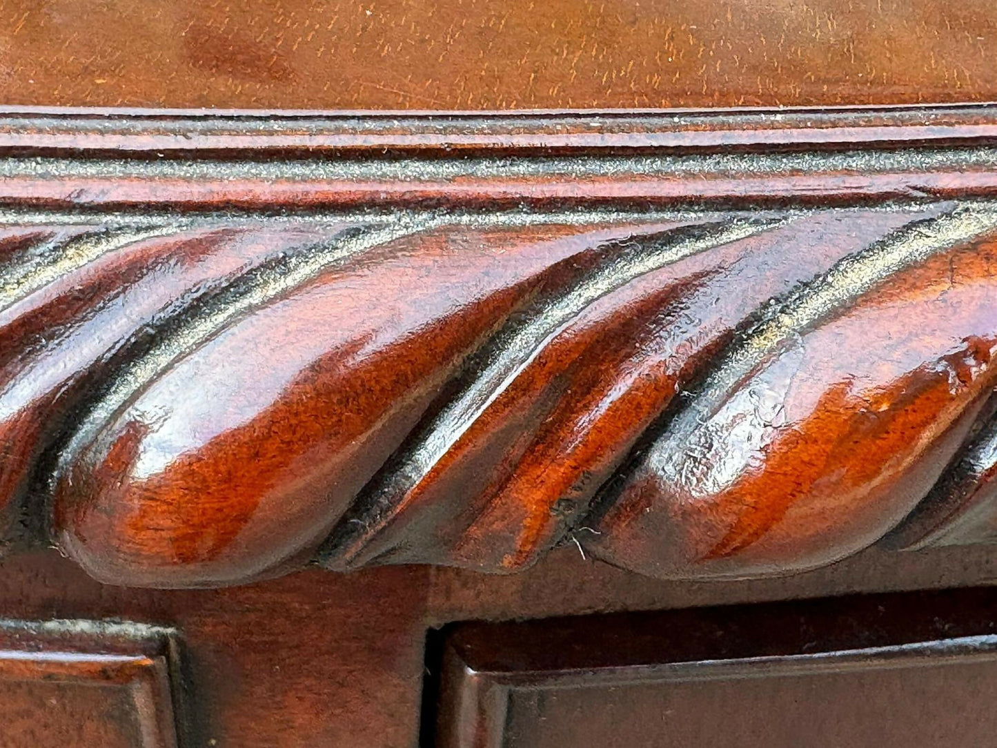 Good Quality Figured Mahogany Drum Table