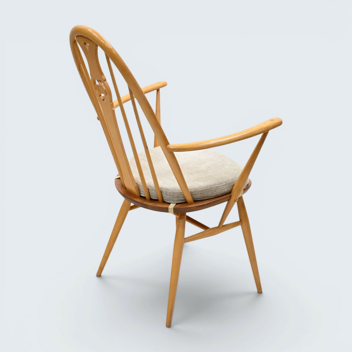 4 Ercol Swan Bow Back Dining Chairs Windsor Bow Light Finish FREE UK Delivery*