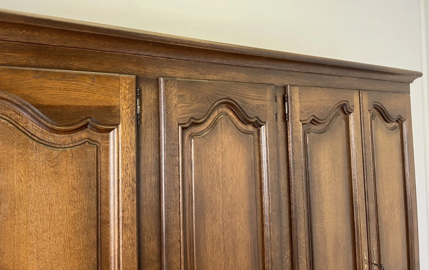 Wardrobe Vintage French Style Oak Four Door Carved Armoire LOT 4978