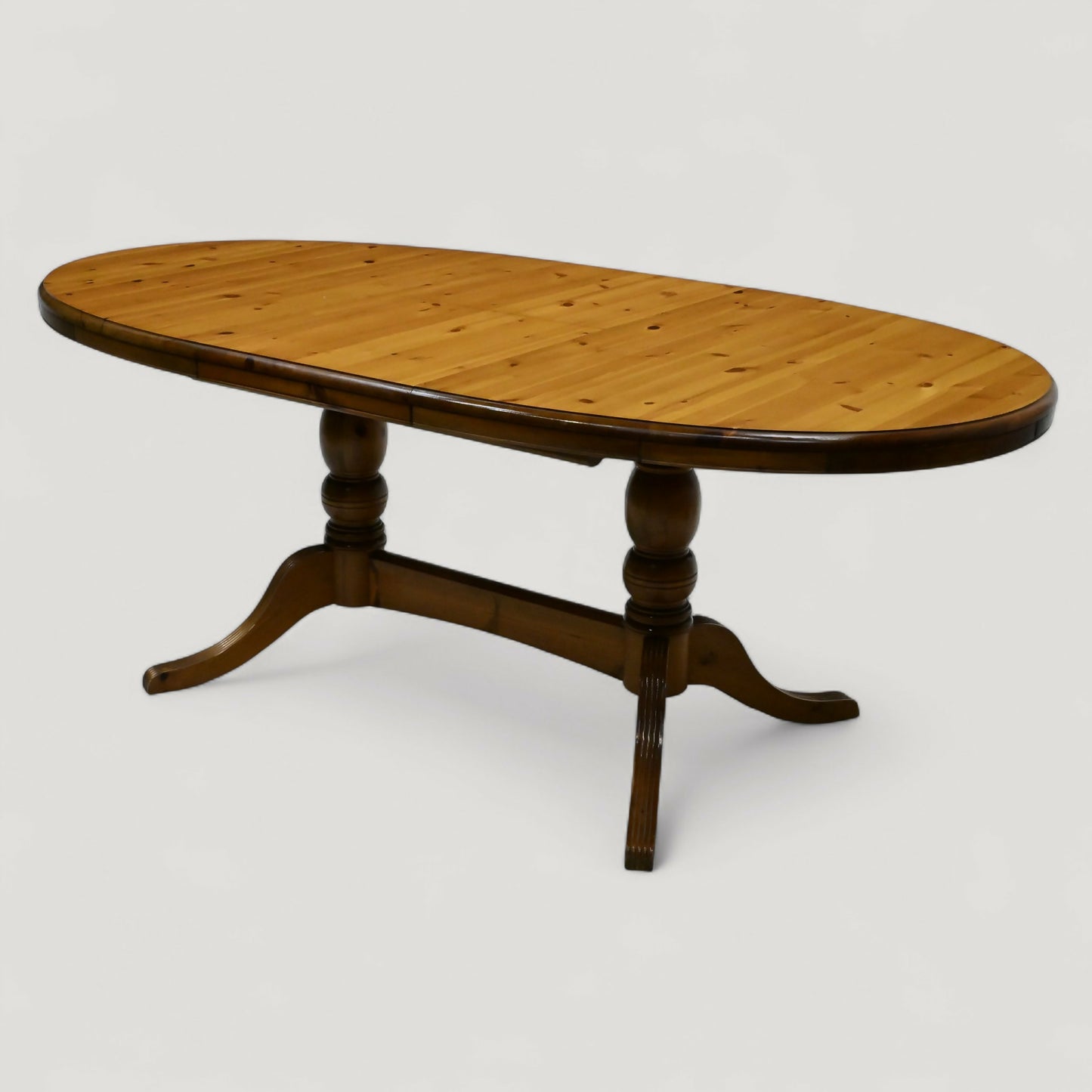 Ducal Extending Dining Table Solid Pine Seats 6-8 152cm/198cm FREE UK Delivery. SBR10911/0509E