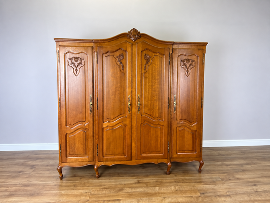 Wardrobe Vintage French Louis XVI Style Oak Four Door Carved Armoire LOT 6503