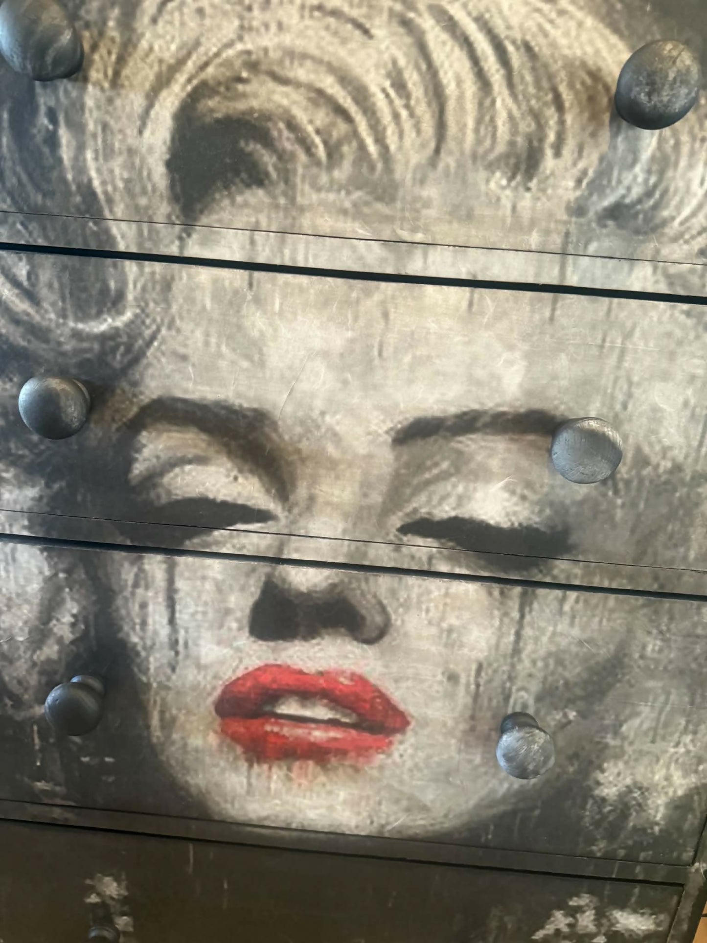 Marilyn Monroe Statement Chest of Drawers