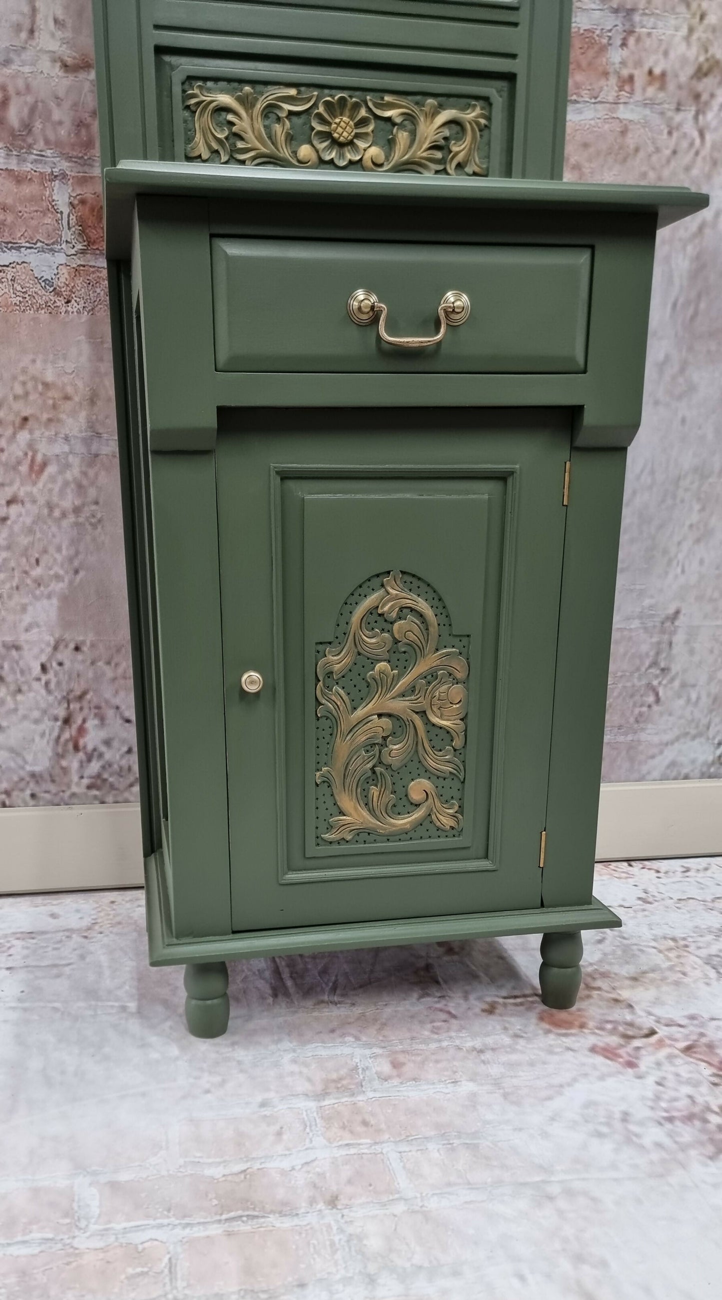 Restyled Vintage Hallstand