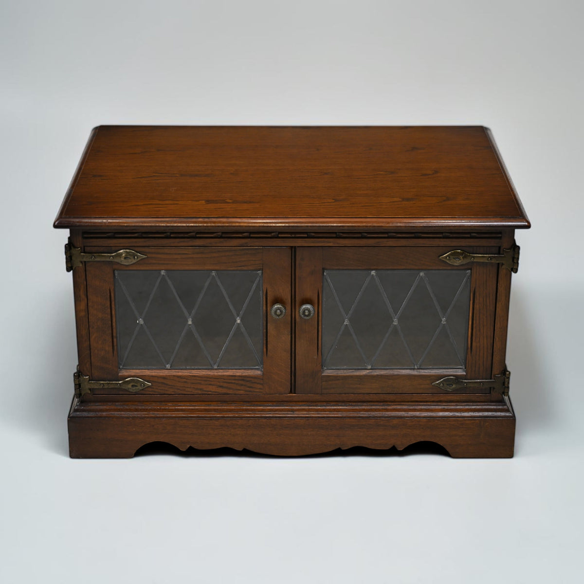 Old Charm TV/Video Cabinet Light Oak Finish Model 2173 FREE UK Delivery*