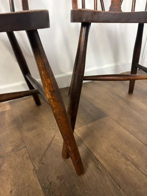 Vintage Set Of Four Oak Wheelback Dining Chairs