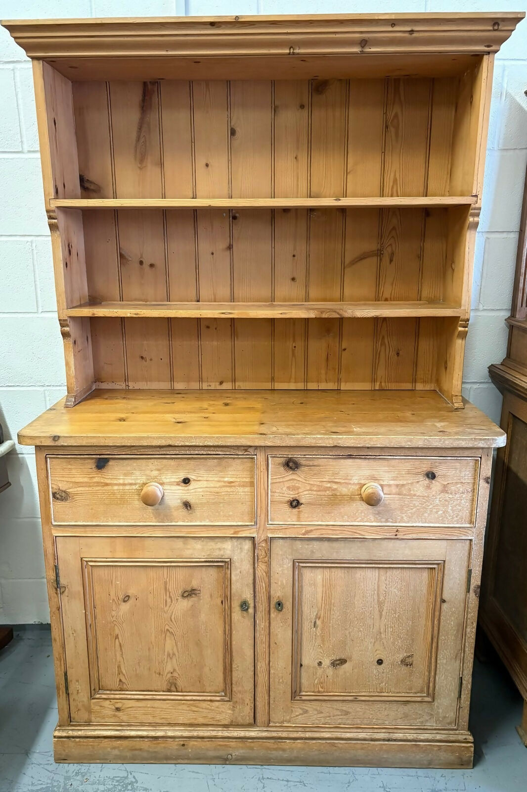 Solid Pine Traditional Country Kitchen Dresser Good Condition UK Delivery