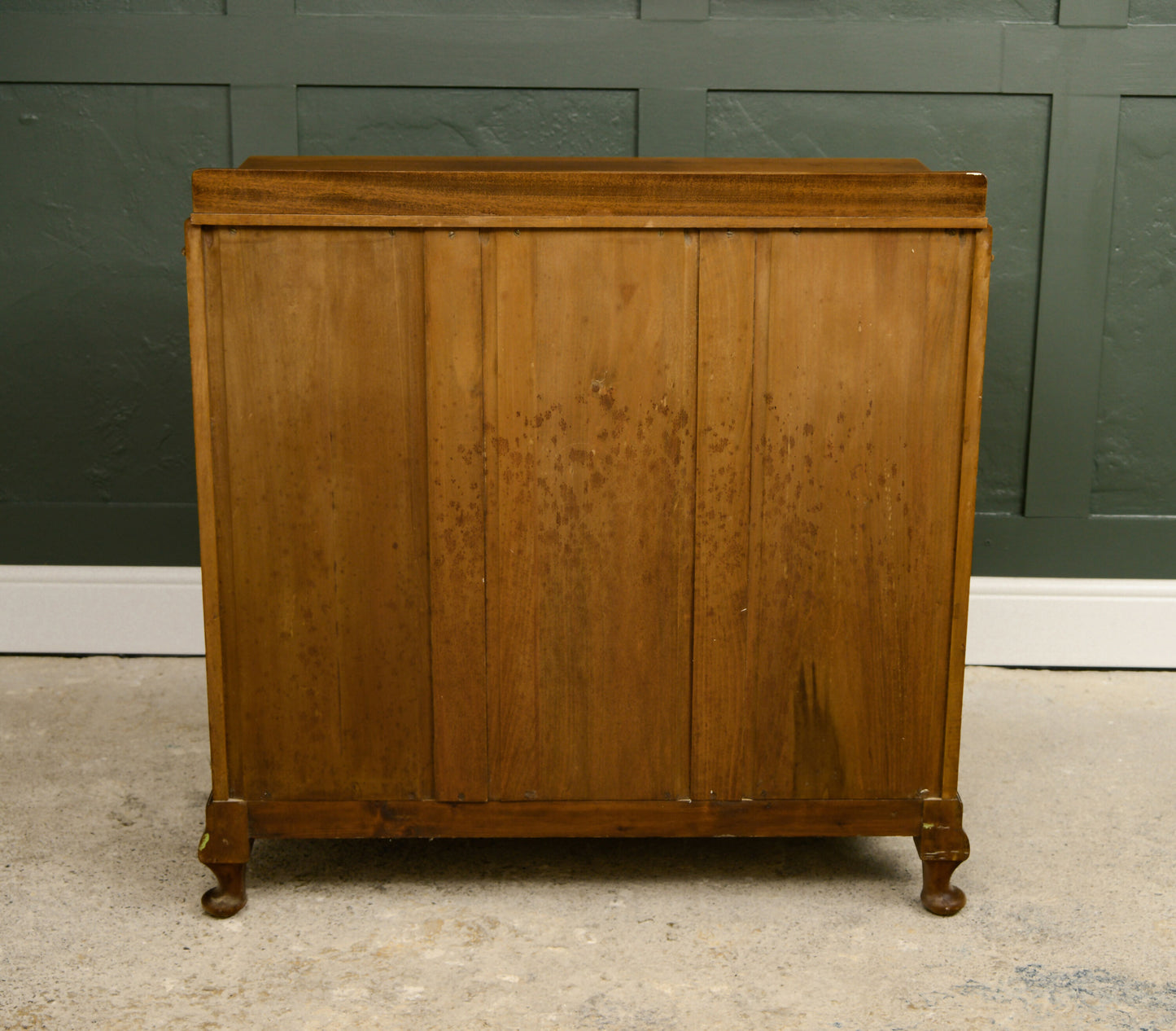 Art Deco Walnut Chest of Drawers - Queen Anne Legs